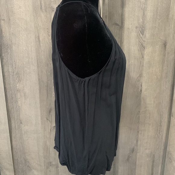 Ann Taylor Loft Outlet Spaghetti Strap Black Rayon Tank Top Women's Size S - Picture 2 of 6